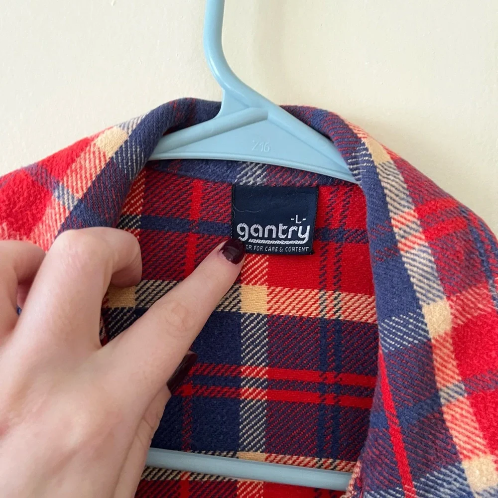 Flannel - Picture 3 of 3